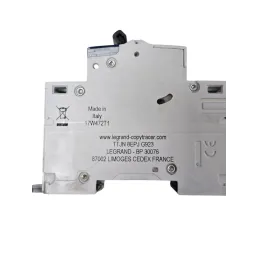 Magnetotérmico Legrand DX³ 6000/10kA - 3P - 400V~ - 20A - curva C Magnetotérmico Legrand DX³ 6000/10kA - 3P - 400V~ - 20A - curva C