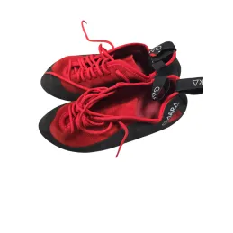 GARRA Pies de Gato Kokoro . Rojo .T41 GARRA Pies de Gato Kokoro . Rojo .T41
