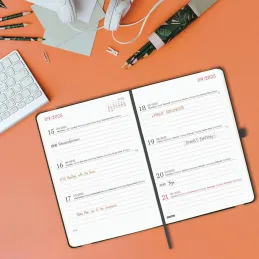 Finocam - Agenda Capri 16 Meses 2025 2026