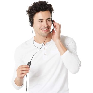Auriculares USB Amazon Basics con micrófono y función de silencio