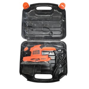 BLACK+DECKER Lijadora Orbital 240W de 1/3 Hoja