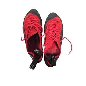 GARRA Pies de Gato Kokoro . Rojo .T41