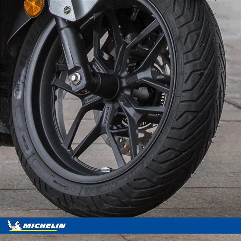 MICHELIN 140/70 14 68S ,  1 Neumático Todas las estaciones Moto