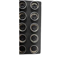 BGS 8962 | Bandeja para carro 1/6: Juego para tuercas de ruedas de BMW