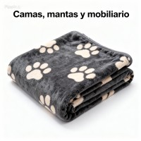 Camas, mantas y mobiliario