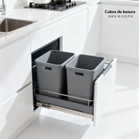 Cubos de basura para la cocina