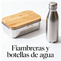 Fiambreras y botellas de agua